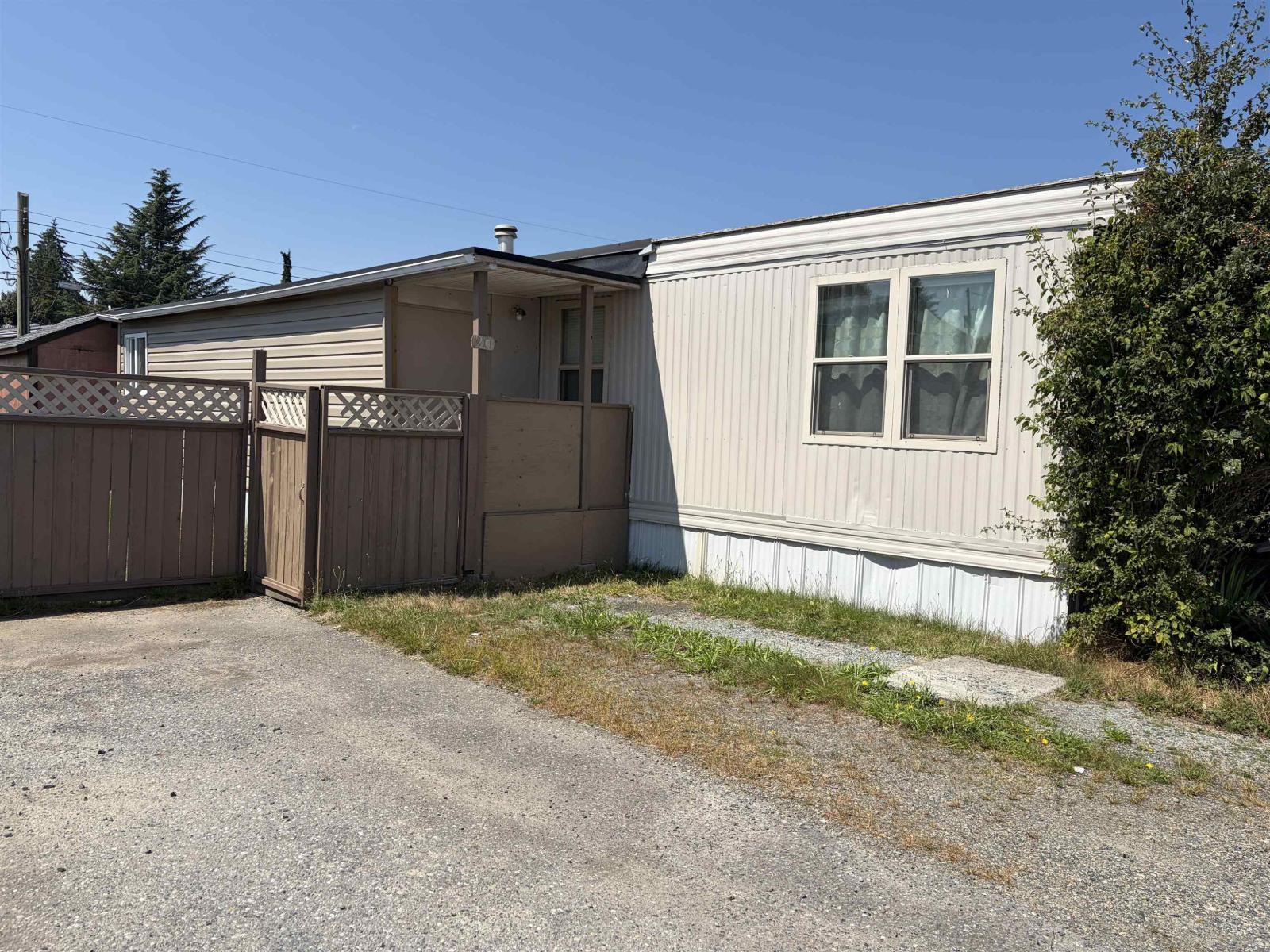 20 26892 FRASER HIGHWAY Langley British Columbia Canada Sale residential First Stay Realty Inc.