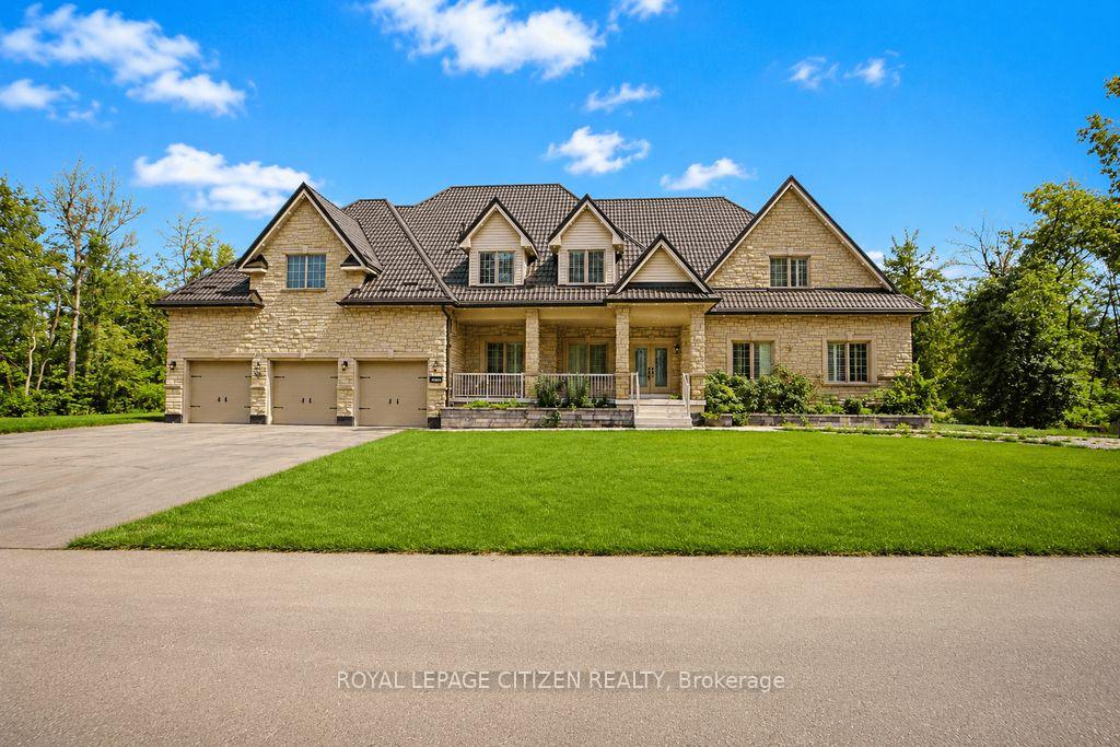 3965 Algoma Avenue Innisfil Ontario Canada Sale residential Mark Mizzoni Metropark Realty Inc., Brokerage. 