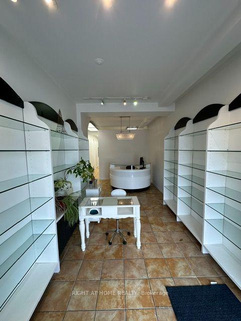 2400 Kingston Road Toronto Ontario Canada Lease commercial Scarborough Homes and Condos Real Estate Homeward, Brokerage*