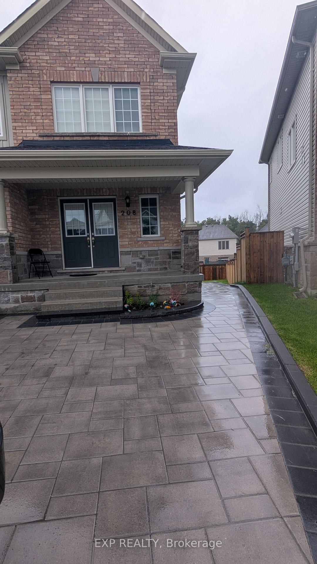 1 - 208 Isabella Drive Orillia Ontario Canada Rent residential Mukesh Tharwani eXp Realty, Brokerage*