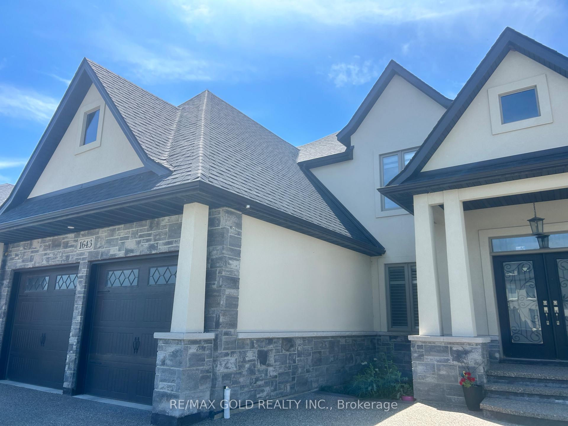 1643 Virtue Lane Windsor Ontario Canada Sale residential H.Mike Raghubeer RE/MAX Gold Realty Inc., Brokerage *