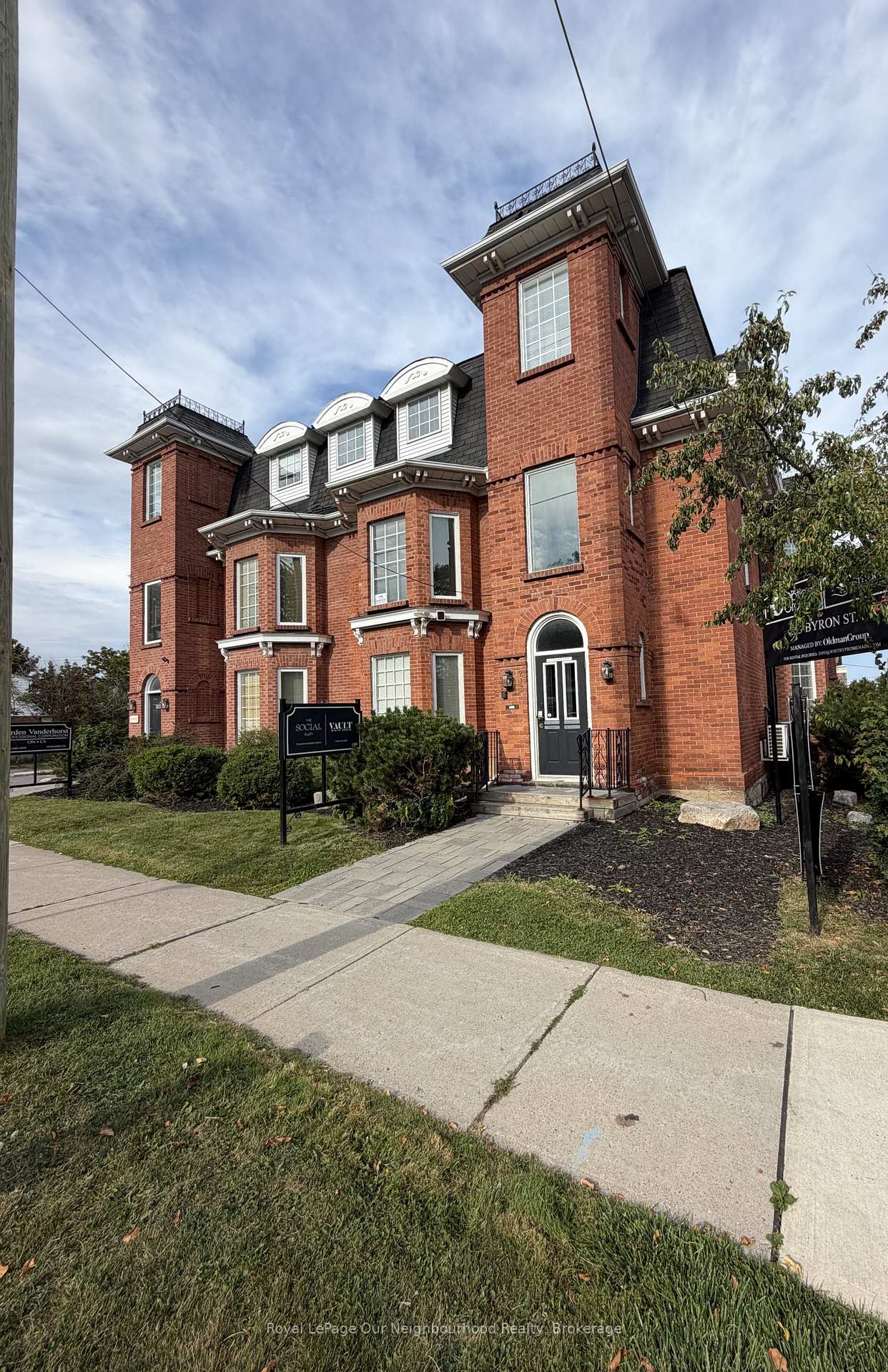 102 - 213 Byron Street S Whitby Ontario Canada Lease commercial Belle Jean Our Neighbourhood Realty Inc., Brokerage*