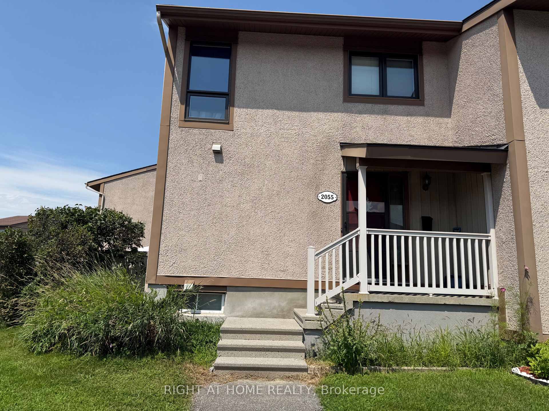 2055 Stonehenge Crescent Ottawa Ontario Canada Sale residential Hesam Azimi Right at Home Realty, Brokerage*