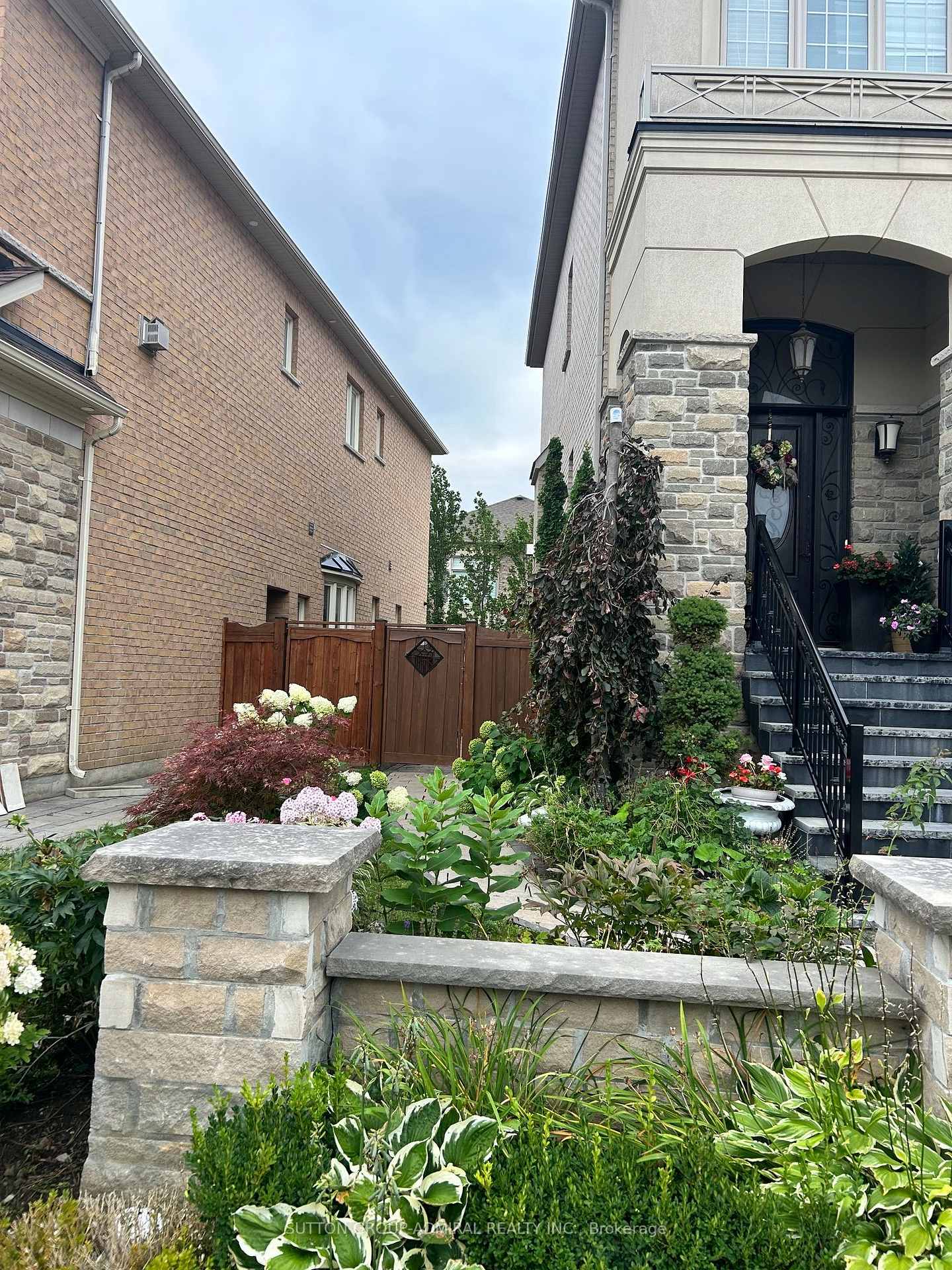 307 Chatfield Drive Vaughan Ontario Canada Rent residential Svetlana Krasnaya Sutton Group-Admiral Realty Inc., Brokerage *
