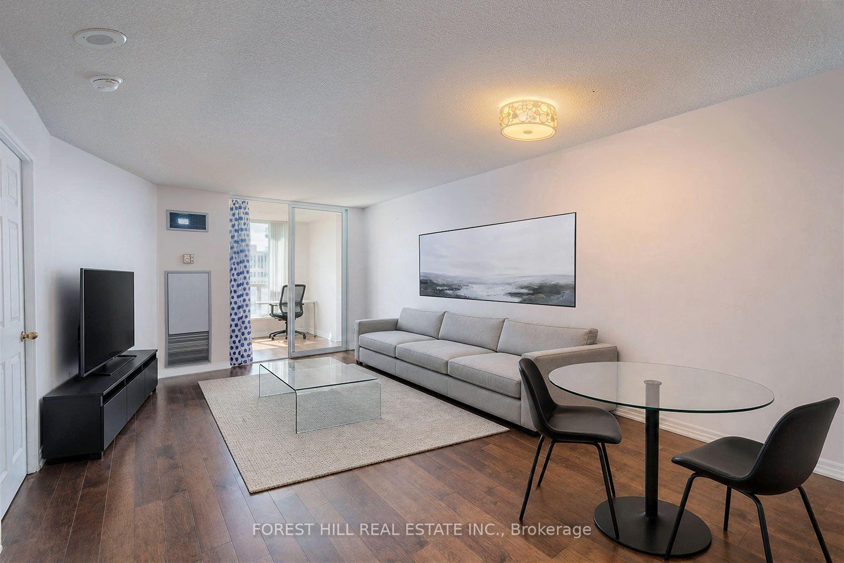 1303 - 24 Wellesley Street W Toronto Ontario Canada Sale residential Pasha Farzaneh Forest Hill Real Estate Inc., Brokerage *