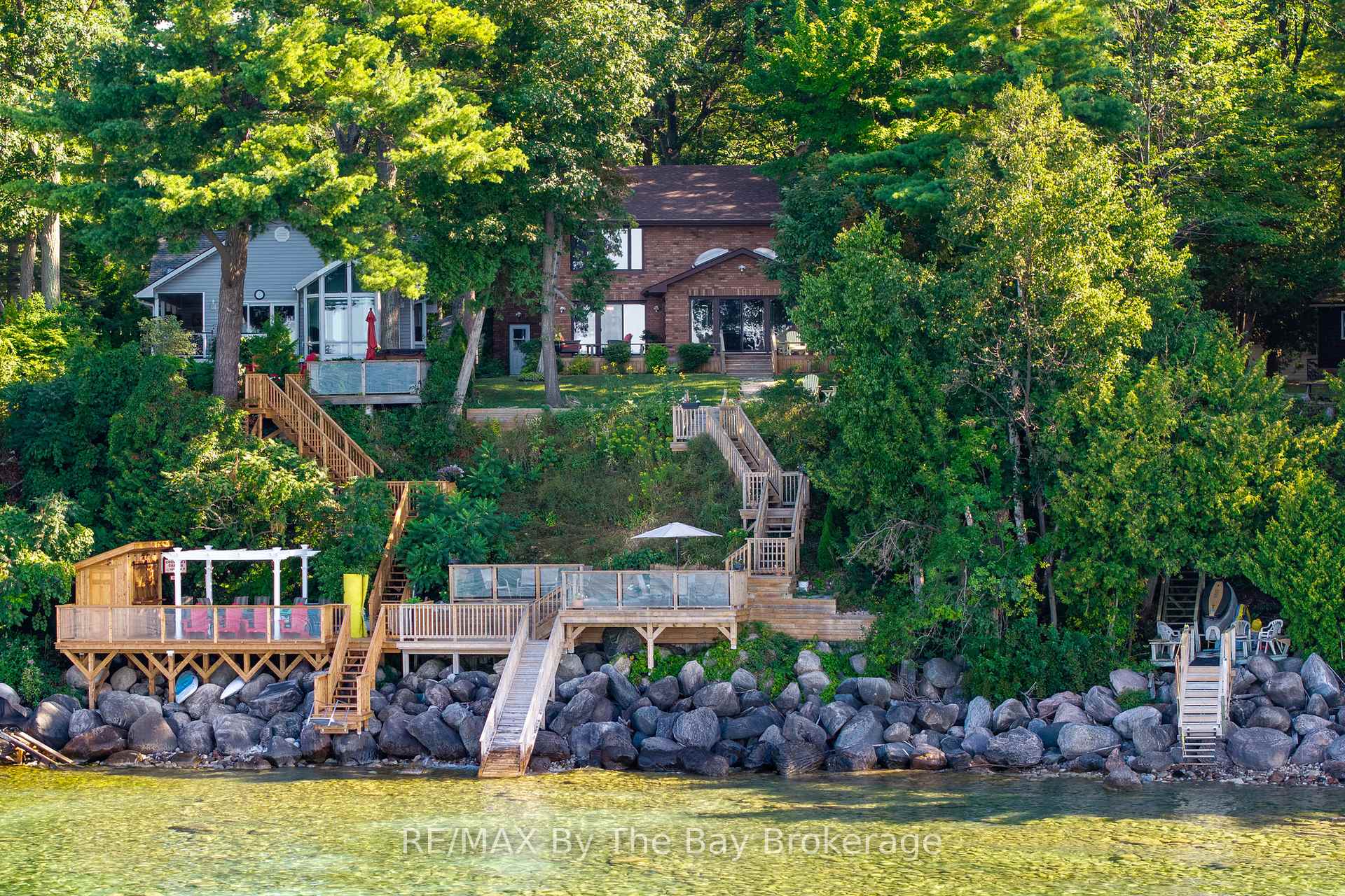 38 Willow Drive Tiny Ontario Canada Sale residential Melanie Martyn Right at Home Realty, Brokerage*