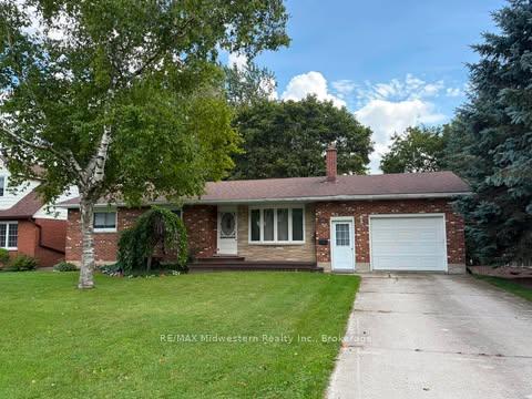 69 Louise Street Minto Ontario Canada Sale residential   RE/MAX Midwestern Realty Inc., Brokerage*