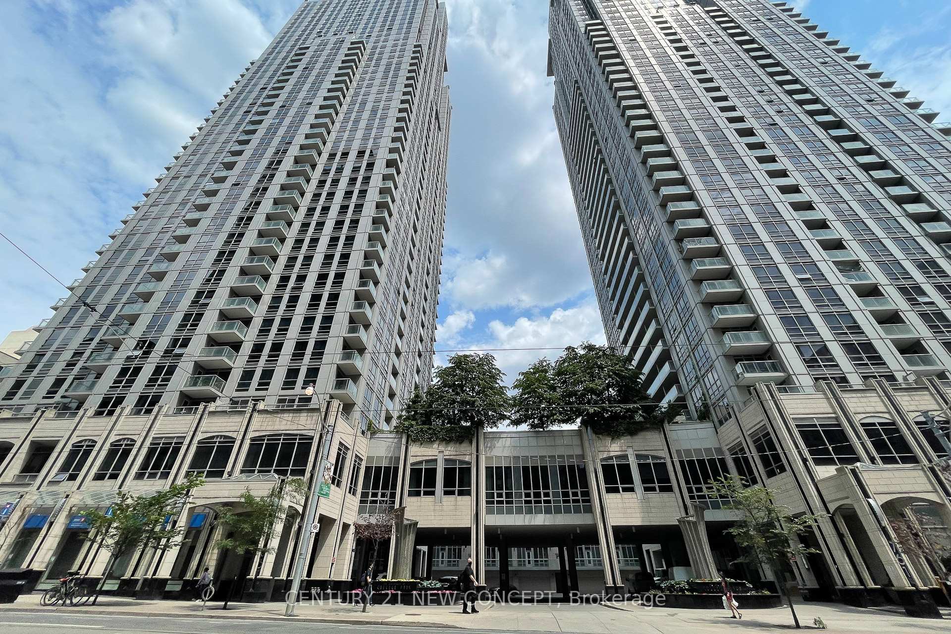 404 - 761 Bay Street Toronto Ontario Canada Sale residential HELEN KIM Century 21 New Concept, Brokerage*