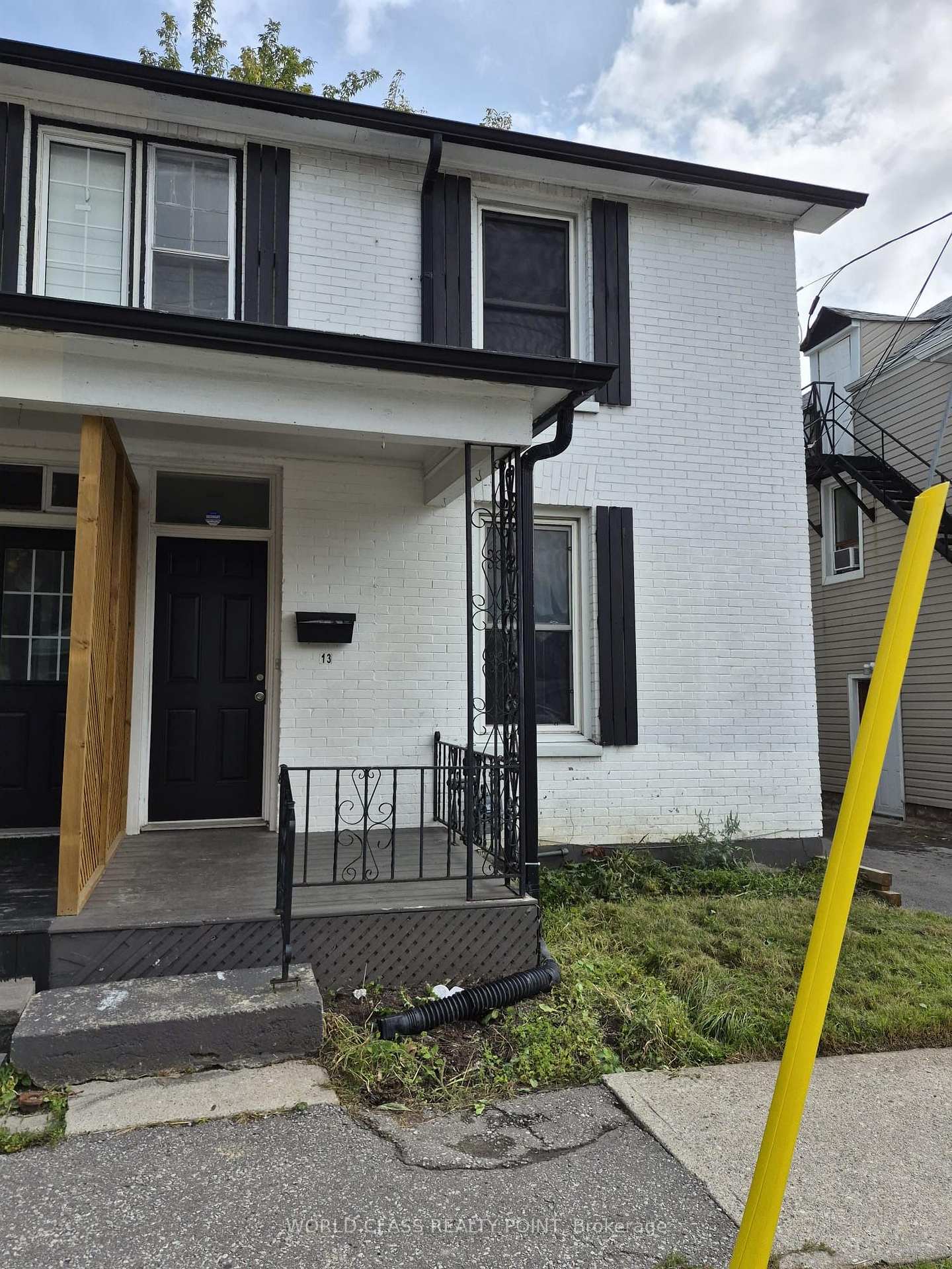 13 Brock Street E Oshawa Ontario Canada Sale residential Deedar Ghatehorde WORLD CLASS REALTY POINT Brokerage  *