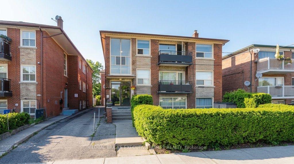 136 Portland Street Toronto Ontario Canada Sale commercial   Global Bricks Executive Homes Realty, Brokerage