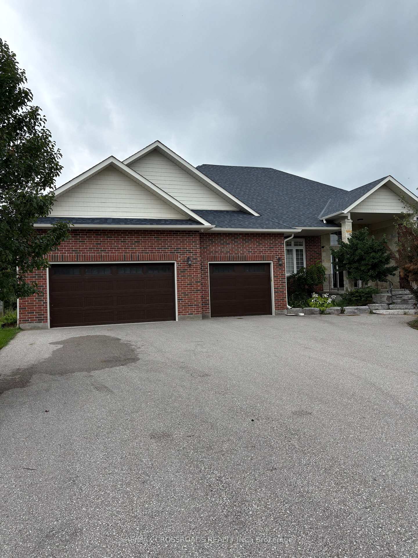 4 Blake Street East Gwillimbury Ontario Canada Rent residential   RE/MAX CROSSROADS REALTY INC. Brokerage