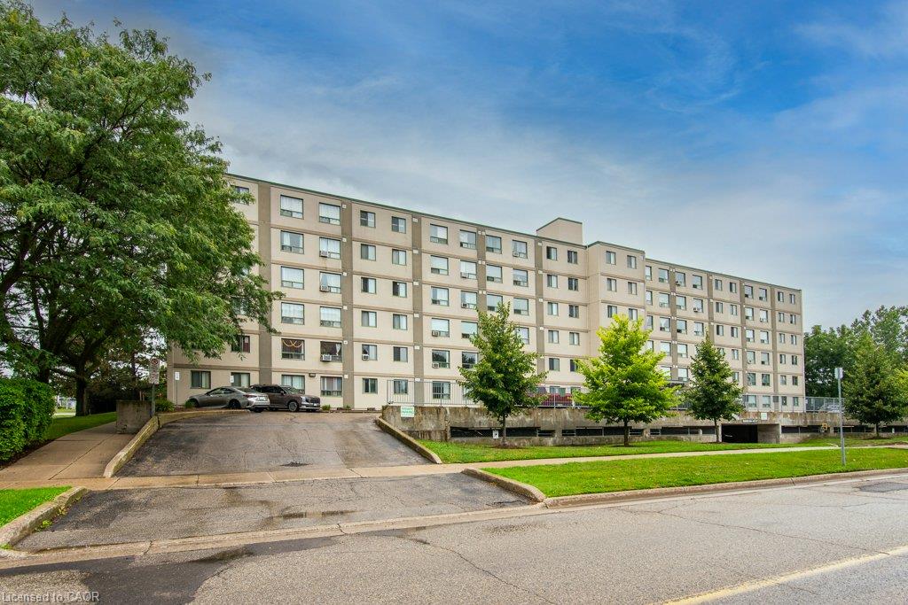 409 - 18 Holborn Court Kitchener Ontario Canada Sale residential NICOLE POHL RE/MAX Twin City Realty Inc., Brokerage*