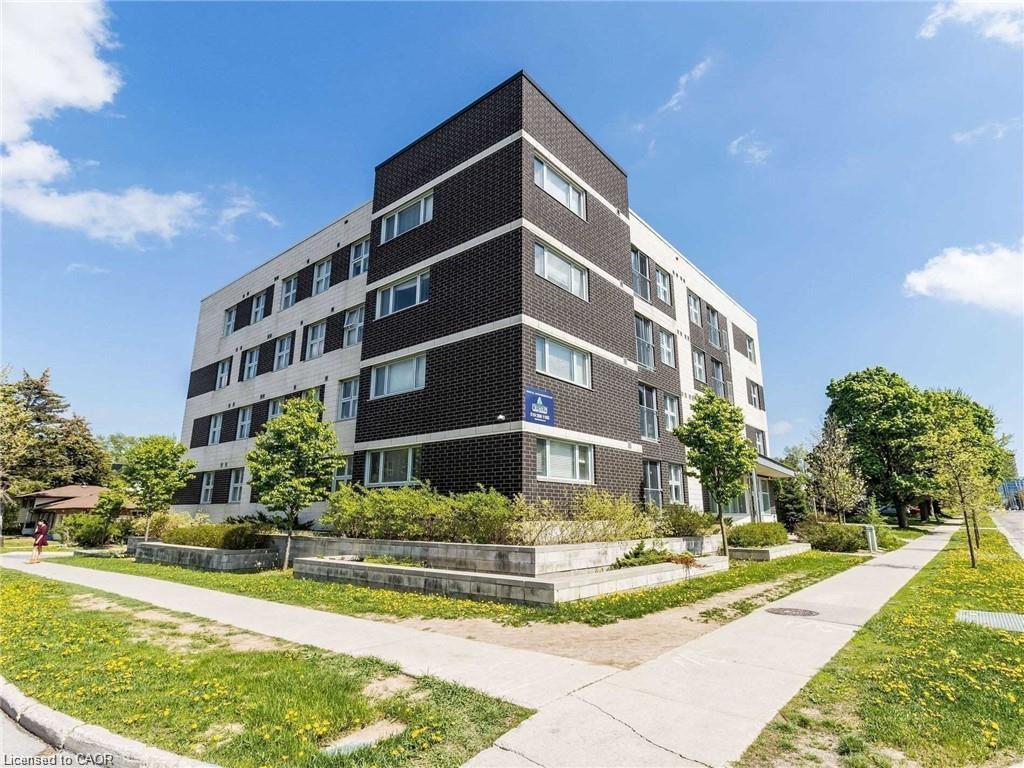 304 - 392 Albert Street Waterloo Ontario Canada Rent residential Cari Hewick RE/MAX Solid Gold Realty (II) Ltd., Brokerage*