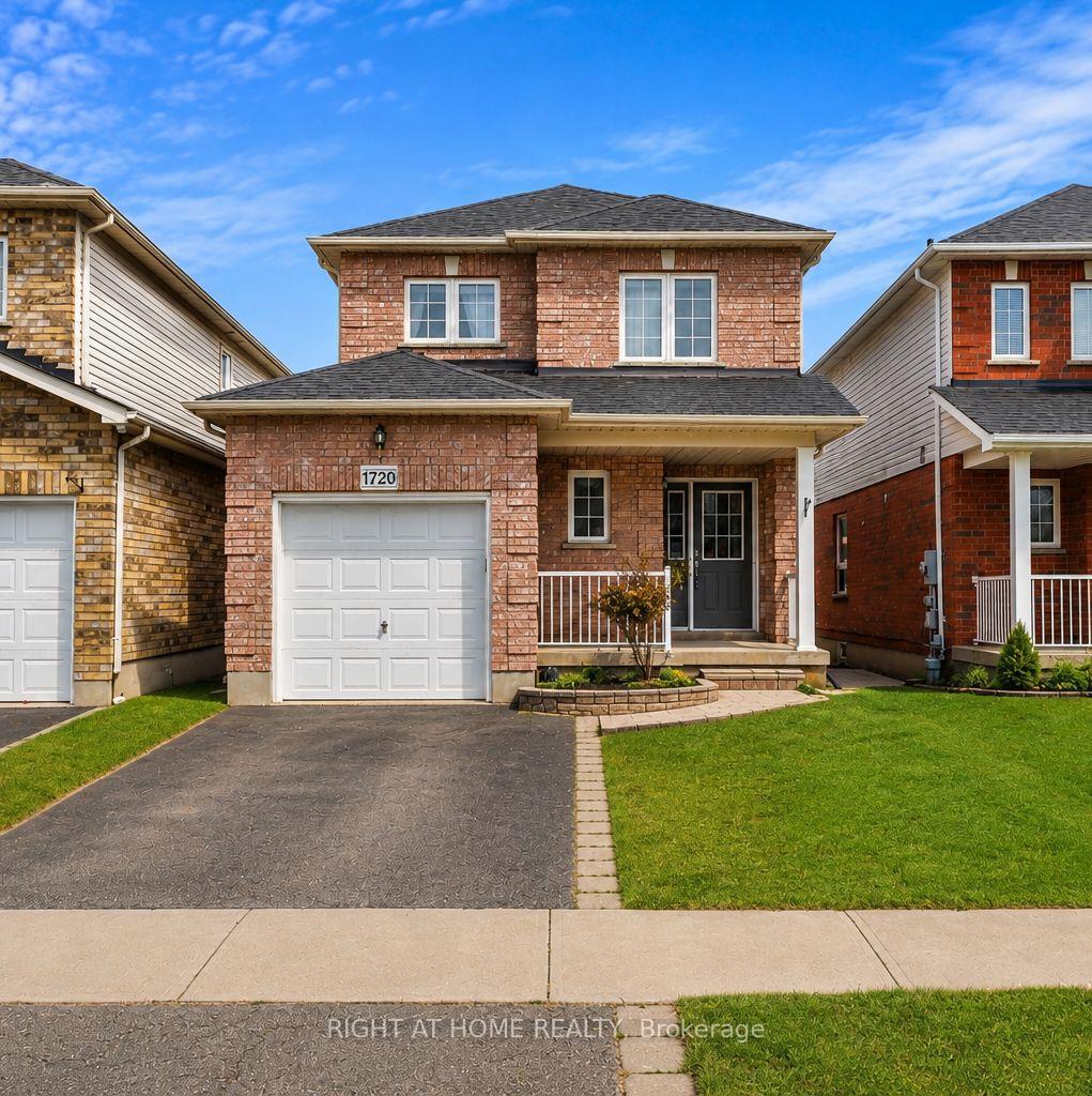 1720 Radcliffe Drive Oshawa Ontario Canada Sale residential Cecilia Stroeder Right at Home Realty, Brokerage*