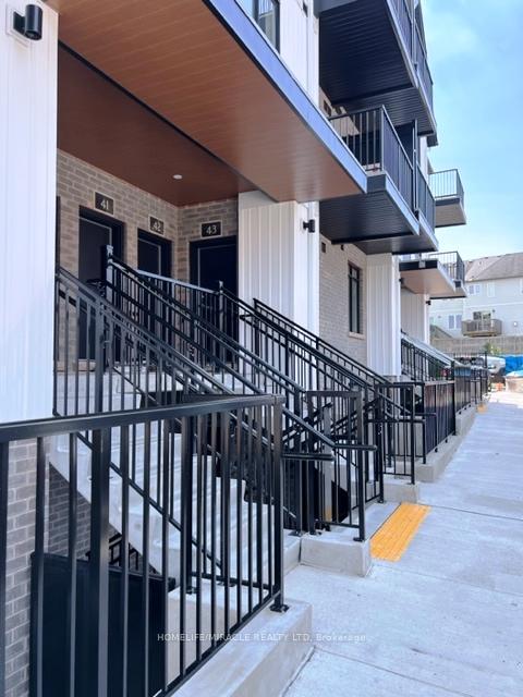 43 - 405 Myers Road Cambridge Ontario Canada Rent residential   HomeLife/Miracle Realty Ltd., Brokerage*