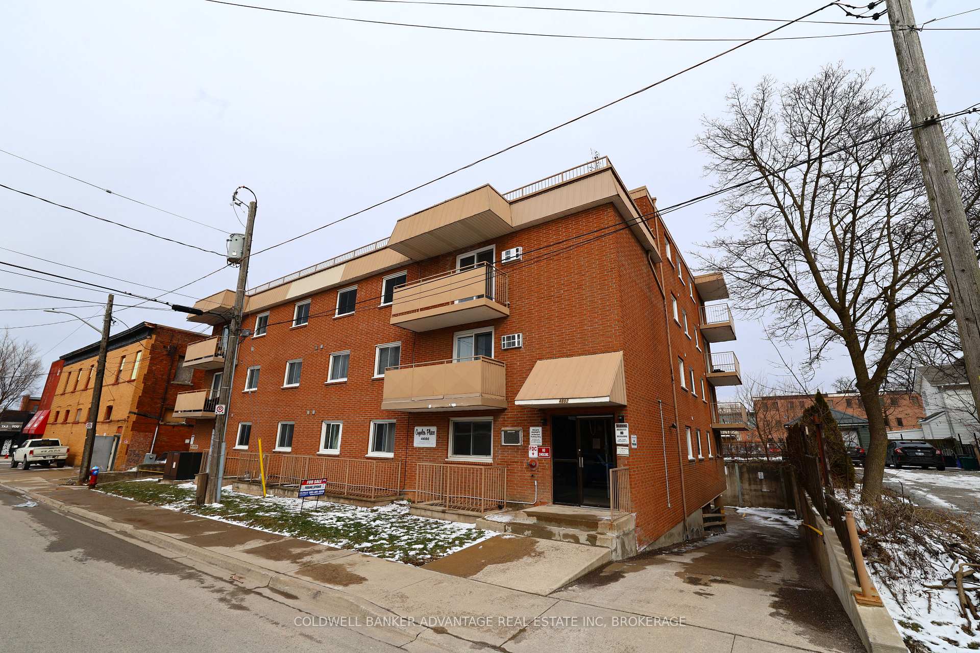 102 - 4692 CRYSLER Avenue Niagara Falls Ontario Canada Sale residential   COLDWELL BANKER ADVANTAGE REAL ESTATE INC, BROKERAGE*
