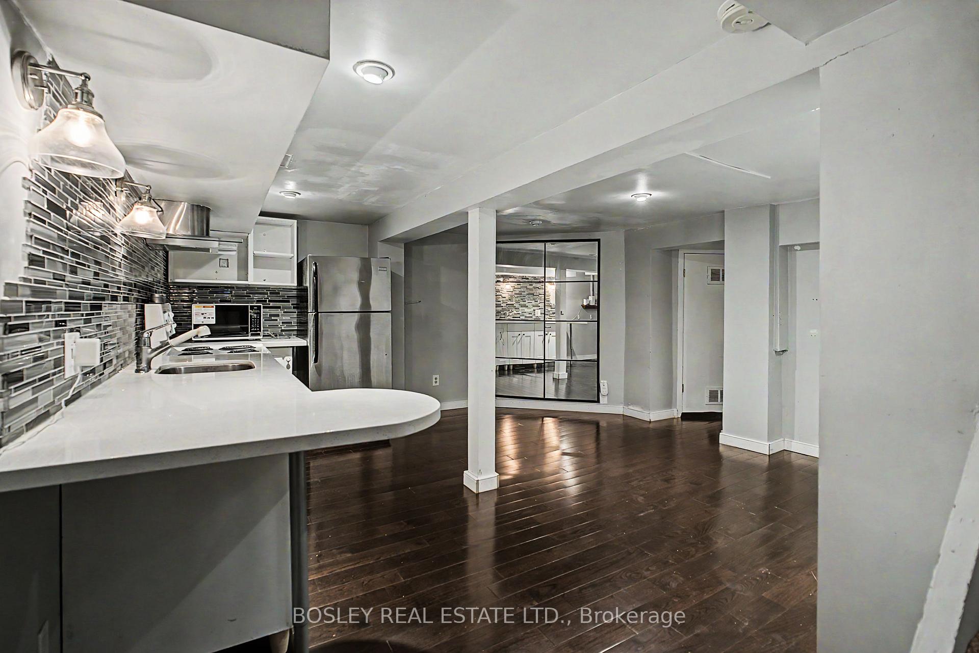 Lower - 254 Broadway Avenue Toronto Ontario Canada Rent residential Jasmine Lovric Bosley Real Estate Ltd., Brokerage *