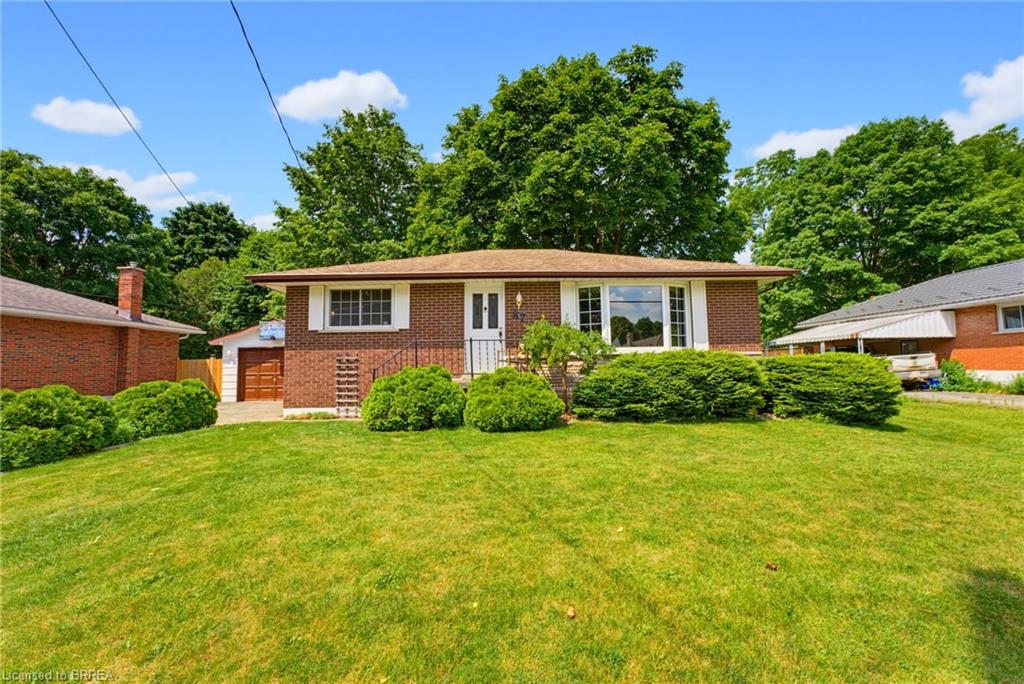 87 Ball Street Paris Ontario Canada Sale residential Peter Costabile Realty Advisors & Co.  |  REAL BROKER ONTARIO LTD. BROKERAGE