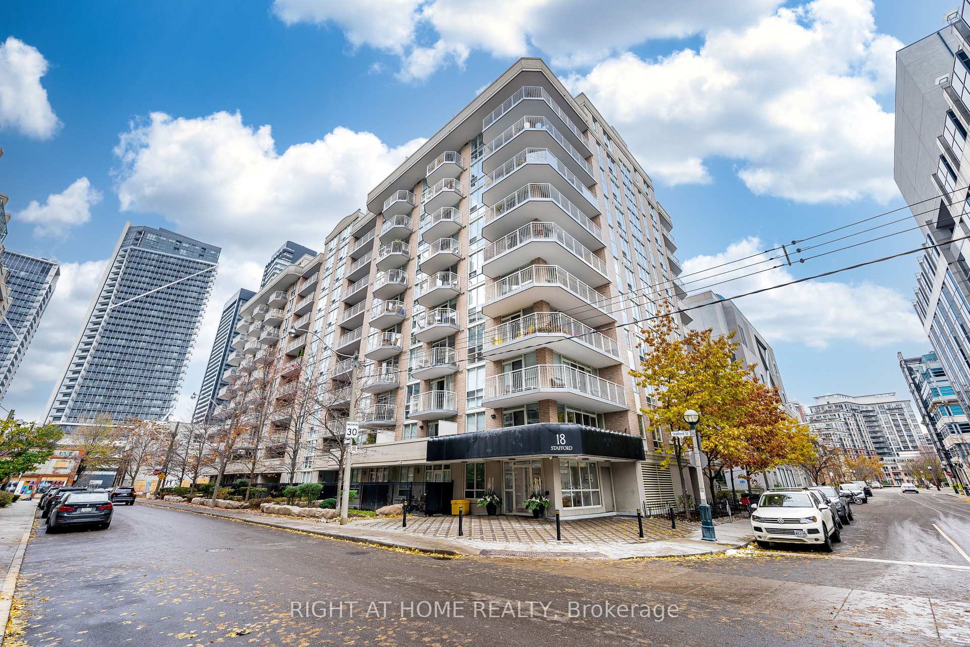 602 - 18 Stafford Street Toronto Ontario Canada Sale residential Jason Leathwood Right at Home Realty, Brokerage*