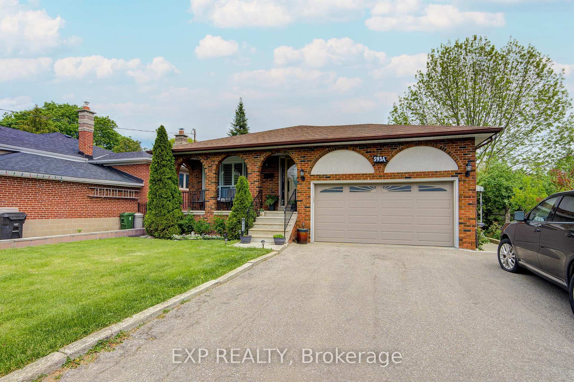593A Scarlett Road N Toronto Ontario Canada Sale residential Cyrus Lin HomeLife New World Realty Inc., Brokerage*