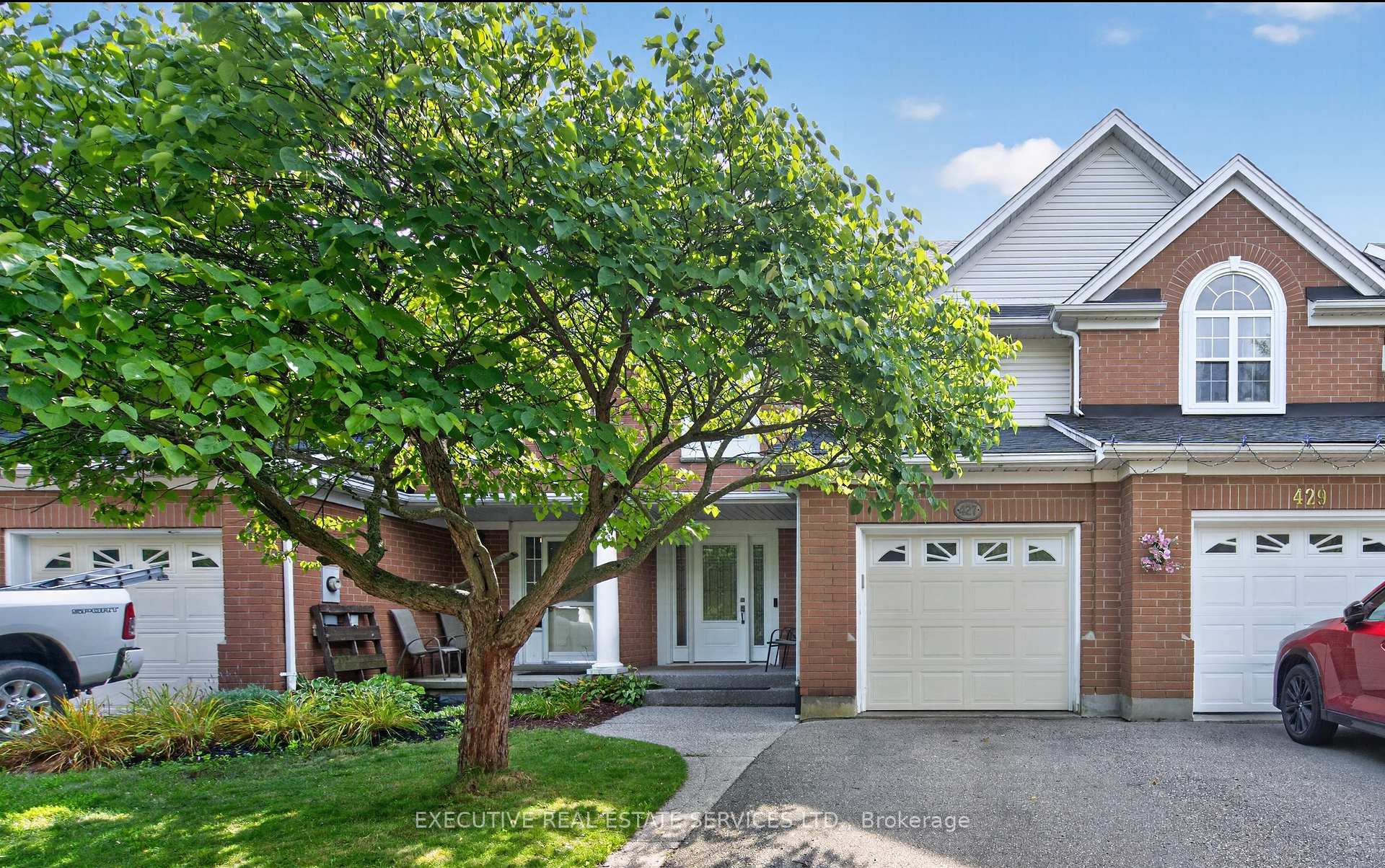 427 Beaver Creek Road Waterloo Ontario Canada Sale residential Kapil Maggo Executive Real Estate Services Ltd., Brokerage*