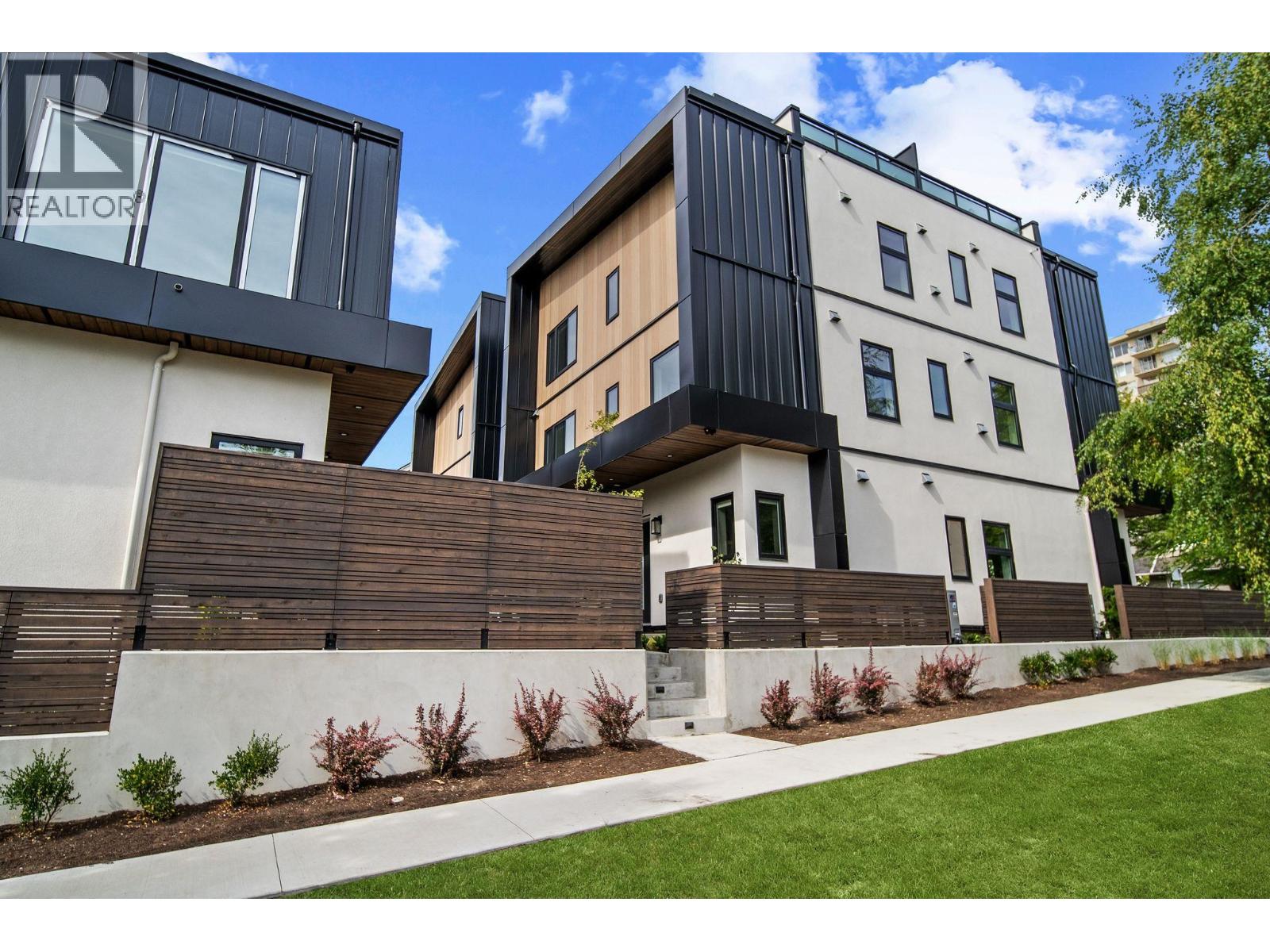 2535 W 39TH AVENUE Vancouver British Columbia Canada Sale residential Veronica Titchmarsh eXp Realty, Brokerage*