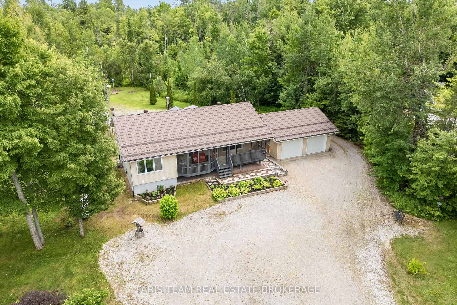 2151 Fairgrounds Road Ramara Ontario Canada Sale residential Melanie Martyn Right at Home Realty, Brokerage*