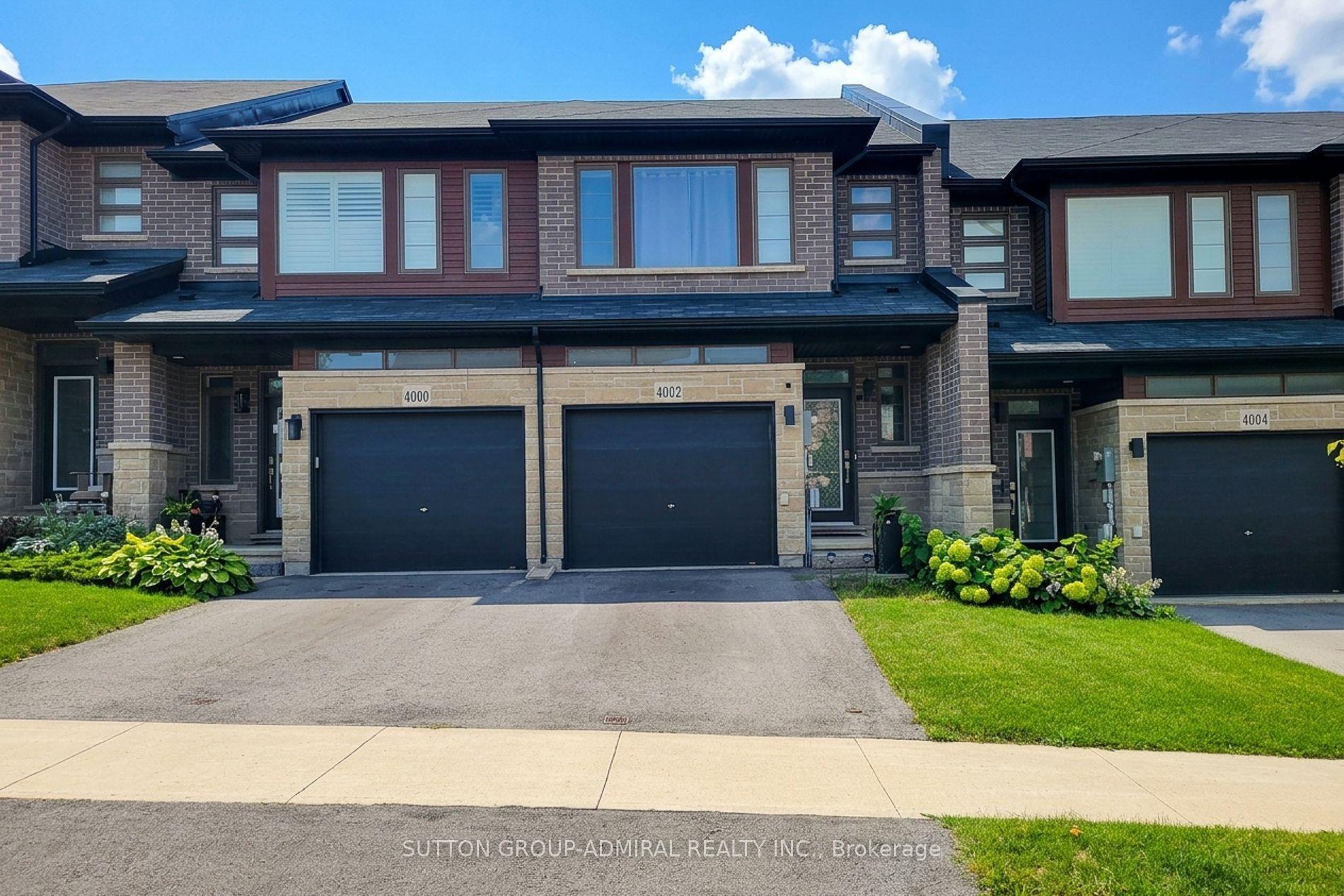 4002 Crown Street Lincoln Ontario Canada Sale residential Oleg Belgorodskii Sutton Group-Admiral Realty Inc., Brokerage *