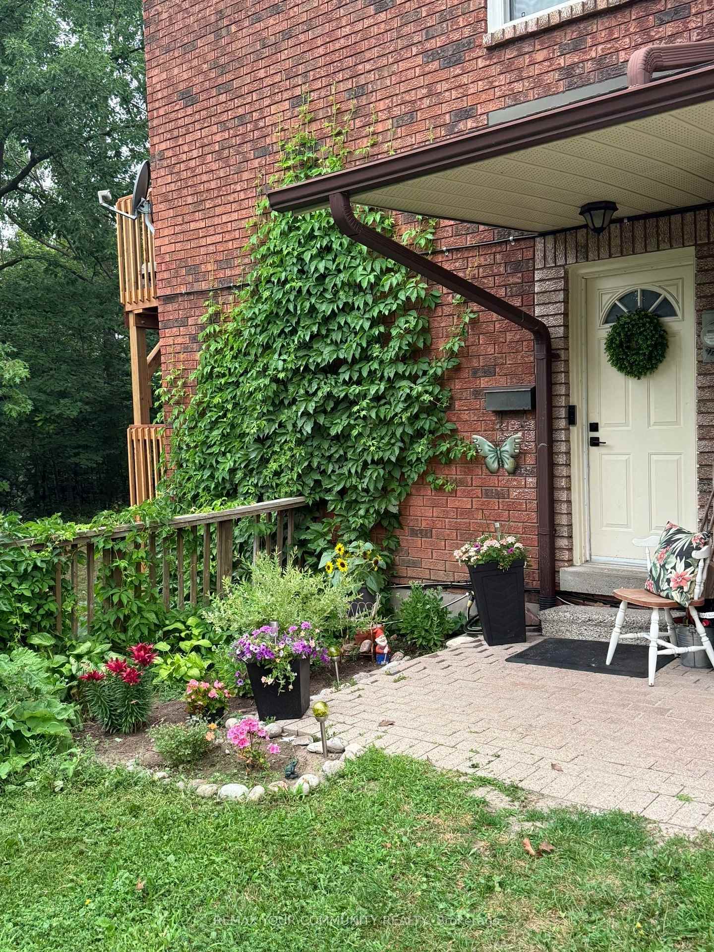 4 - 47 Loggers Run Barrie Ontario Canada Sale residential Rohani Ramdhine Re/Max Your Community Realty, Brokerage