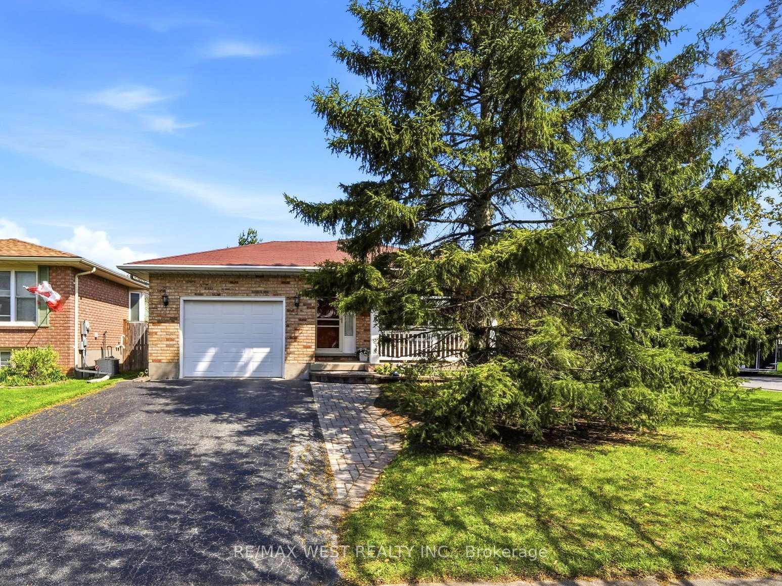 7917 Ethel Street Niagara Falls Ontario Canada Sold residential HomeLife All Points Realty Inc., Brokerage*