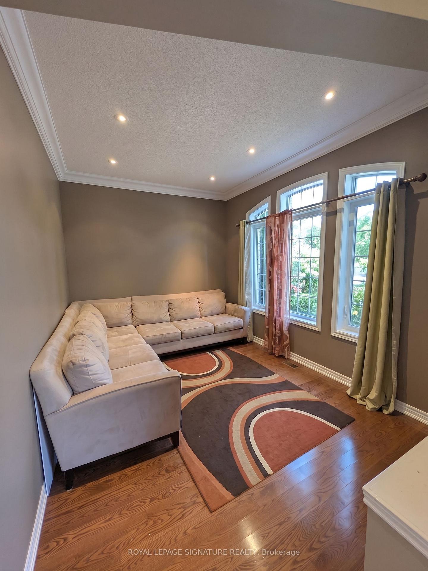 337 Via Campanile Vaughan Ontario Canada Rent residential Sat Swaminathan ROYAL LEPAGE SIGNATURE REALTY, Brokerage*