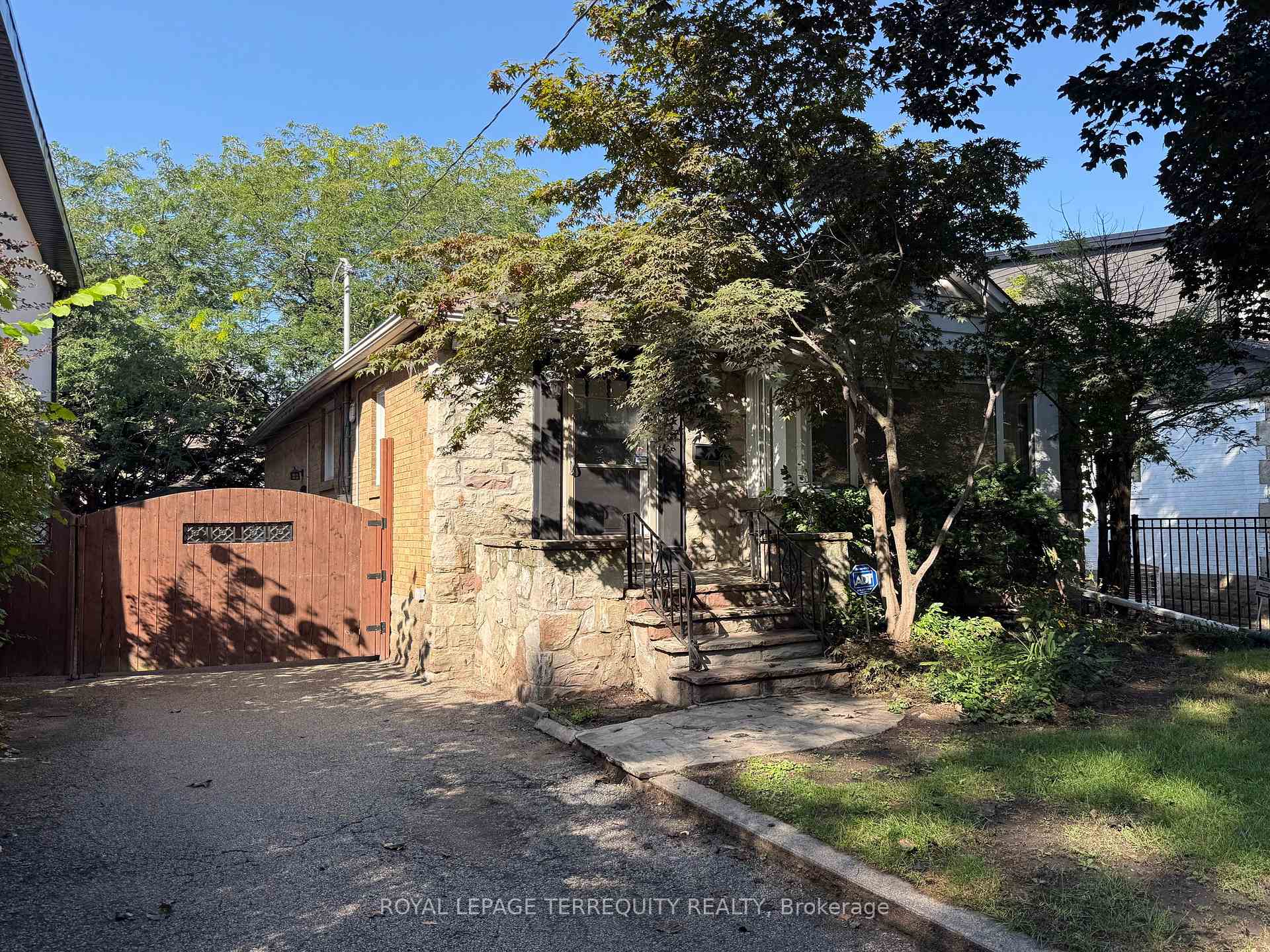 24 Elsfield Road Toronto Ontario Canada Rent residential Stefanos Papadopoulos Royal LePage Terrequity Principled Realty