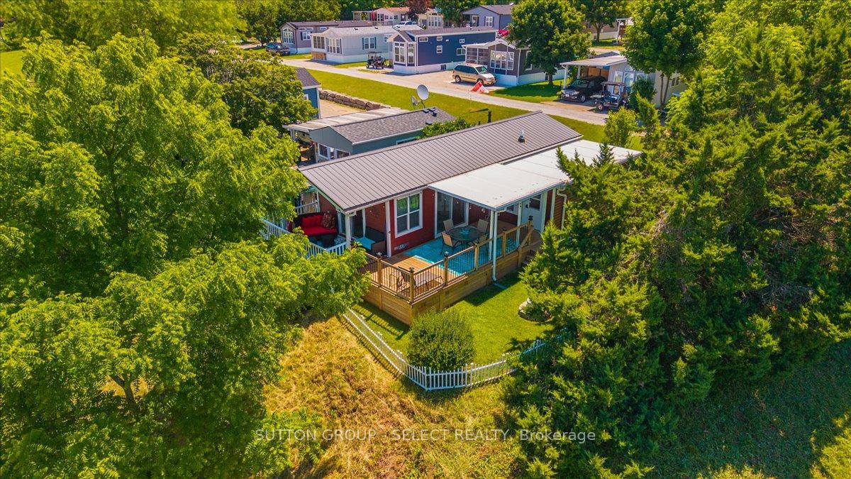 400 - 8685 Rock Glen Road Lambton Shores Ontario Canada Sale residential Chris Hawken Sutton Group - Select Realty Brokerage*