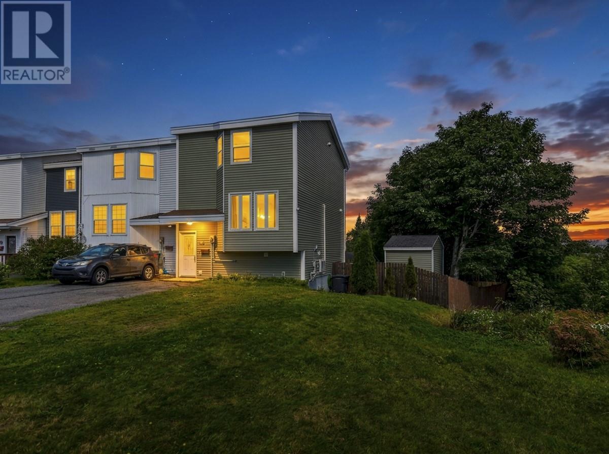 71 Munden Drive Mount Pearl Newfoundland And Labrador Canada Sale residential Gennie Rose BlueKey Realty Inc.