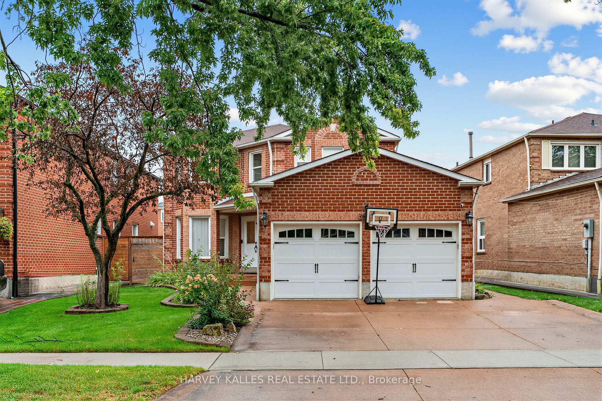 3501 Copernicus Drive Mississauga Ontario Canada Sale residential Cliff Barron RE/MAX Real Estate Centre, Inc., Brokerage *