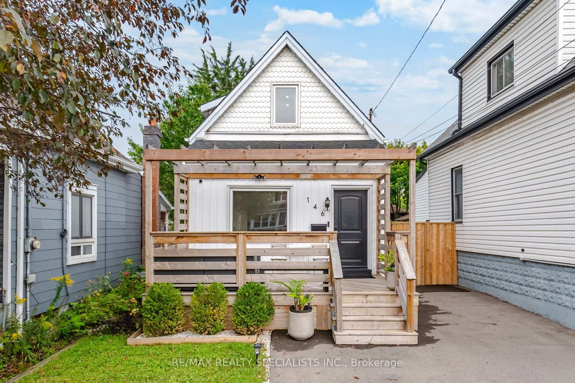 146 Campbell Avenue Hamilton Ontario Canada Sale residential William (Bill) Kovacs Right at Home Realty, Brokerage*