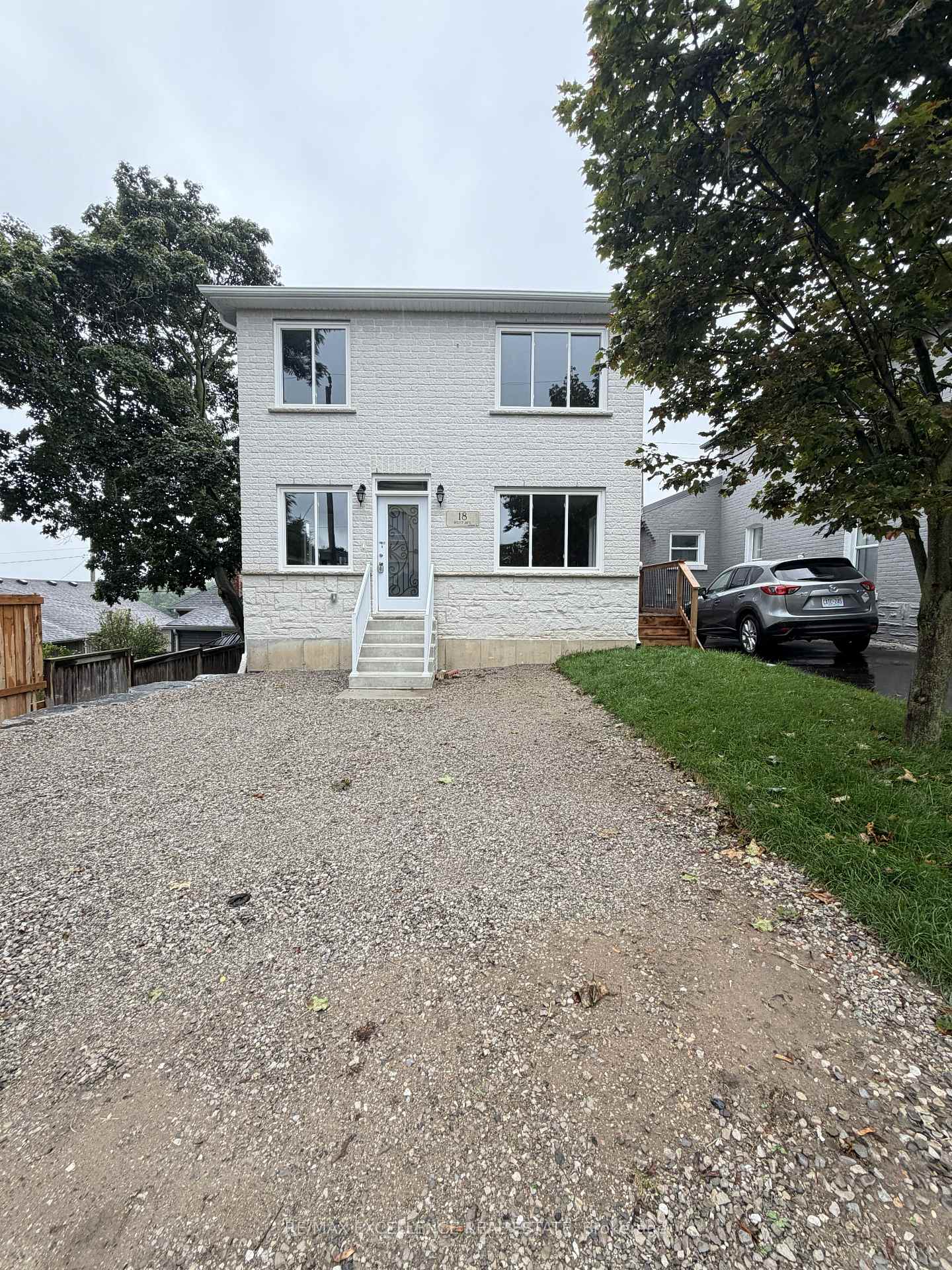 18 Huff Avenue Brantford Ontario Canada Rent residential Kash Dhir RE/MAX EXCELLENCE REAL ESTATE., BROKERAGE*