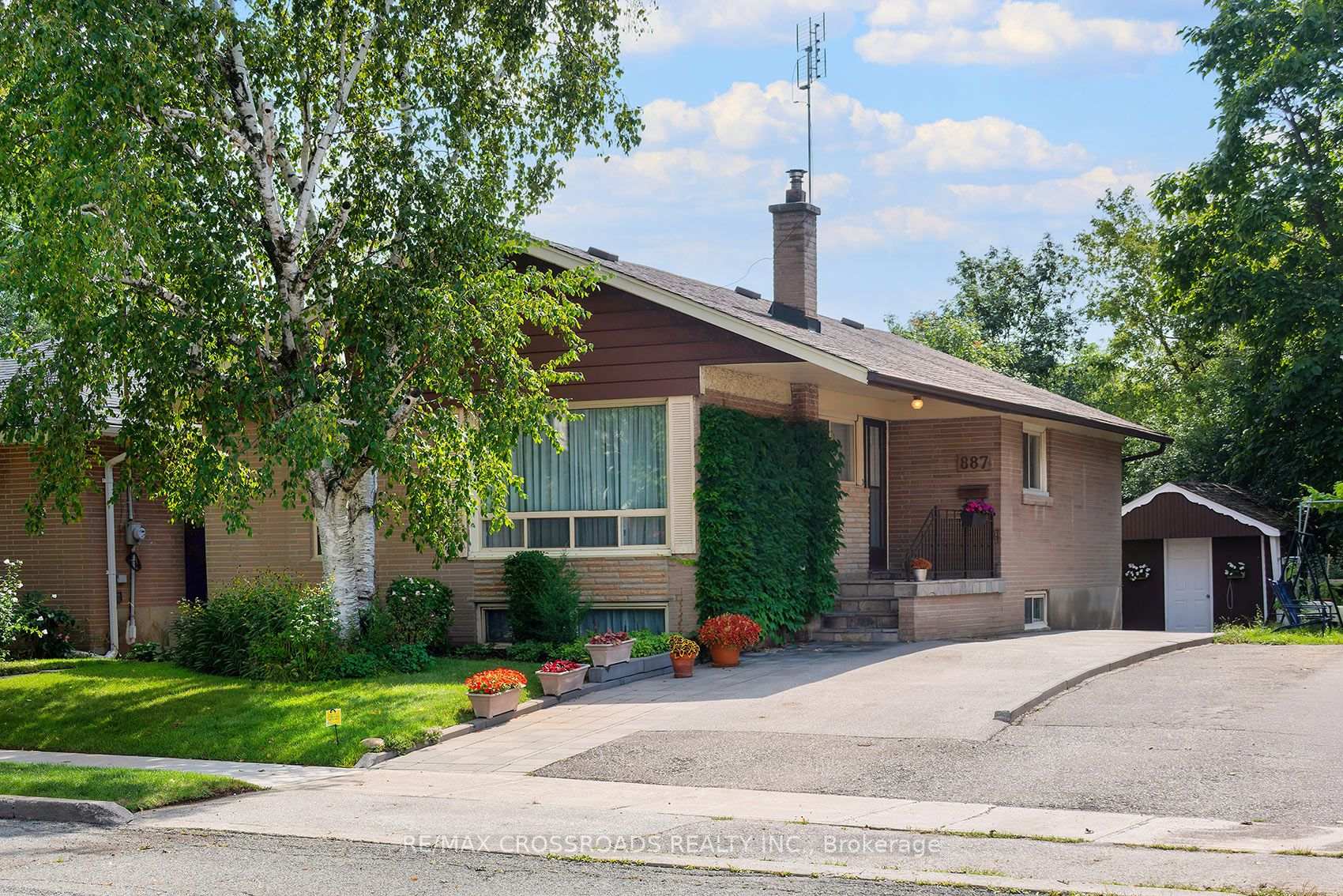 887 Brimorton Drive Toronto Ontario Canada Sale residential Siva Sangarappillai RE/MAX CROSSROADS REALTY INC, Brokerage*