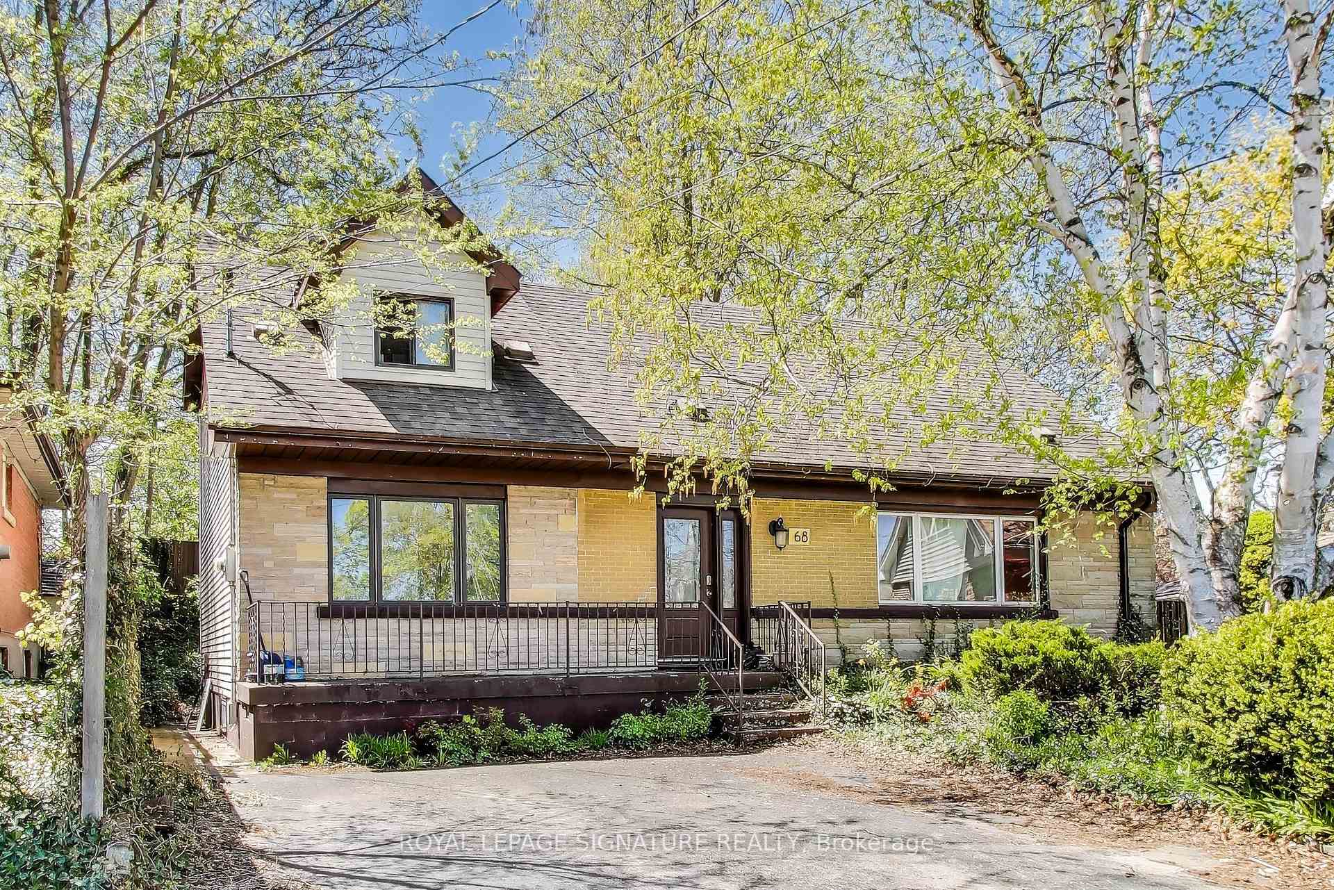 68 Harold Court Hamilton Ontario Canada Sale residential Maya Garg Royal LePage Signature Realty, Brokerage