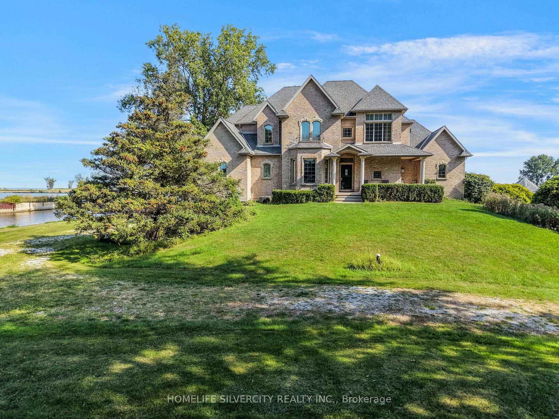 21000 Admiral Drive Lakeshore Ontario Canada Sale residential Baljinder Sara HomeLife Silvercity Realty Inc., Brokerage *