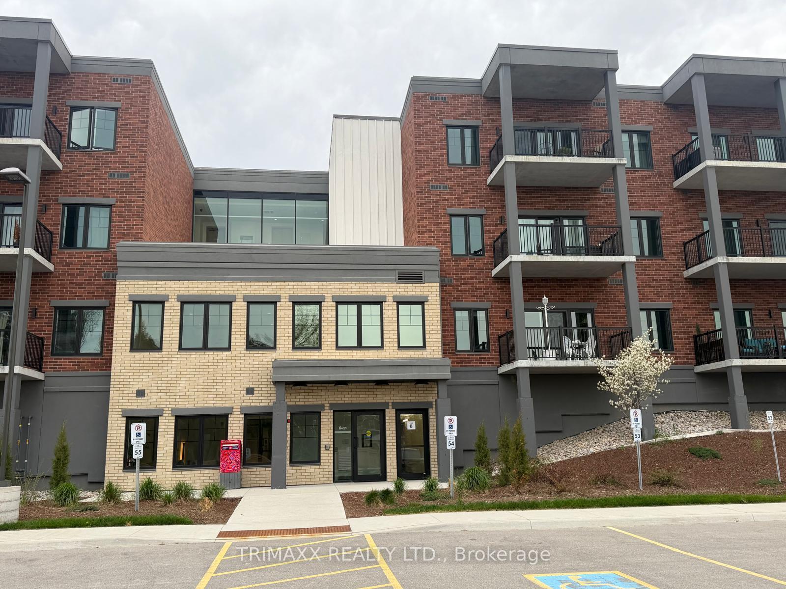318 - 121 Mary Street Clearview Ontario Canada Rent residential Leo Weel RE/MAX Four Seasons Realty Ltd., Brokerage*