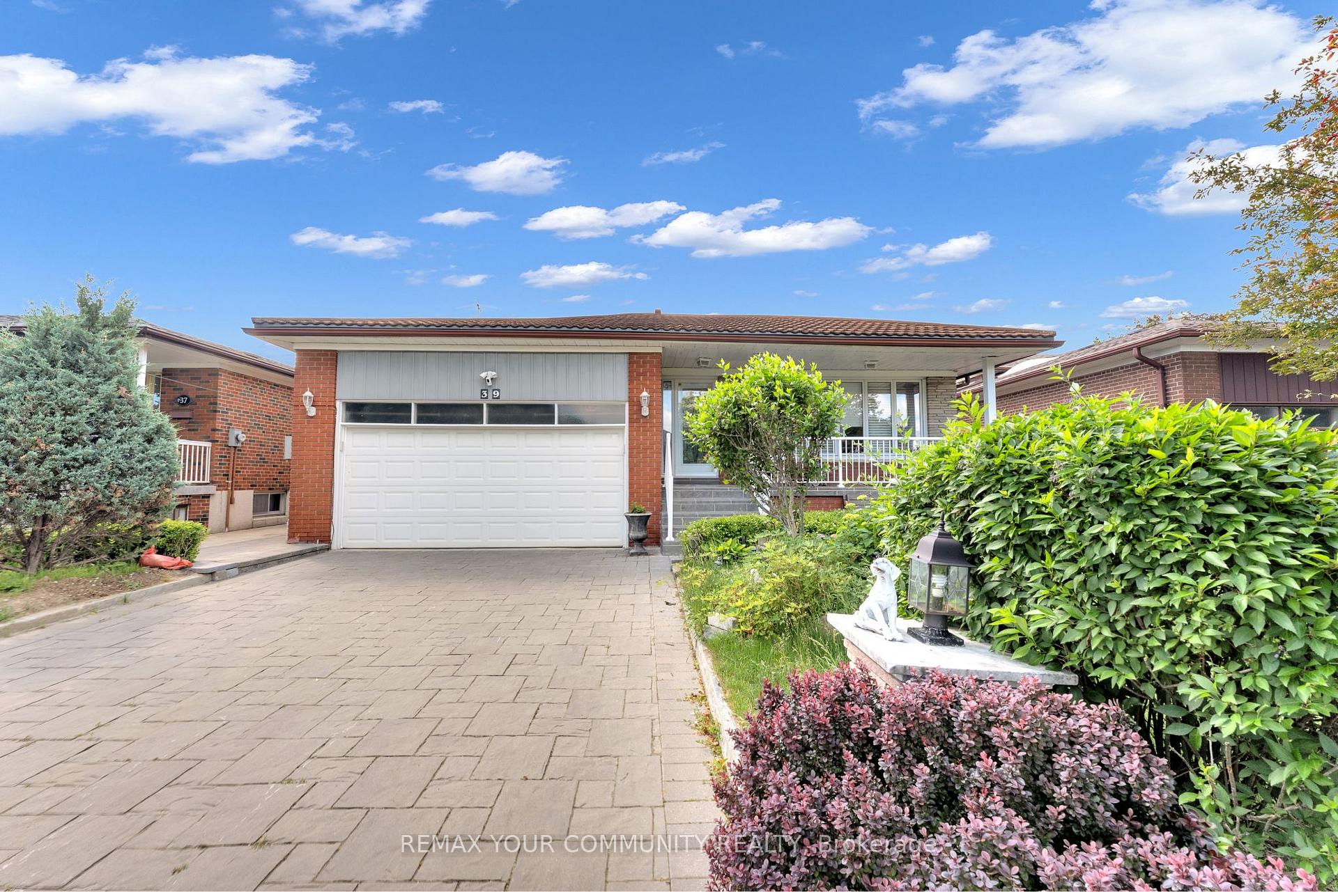 BSMT - 39 Veerland Drive Toronto Ontario Canada Rent residential Rohani Ramdhine Re/Max Your Community Realty, Brokerage
