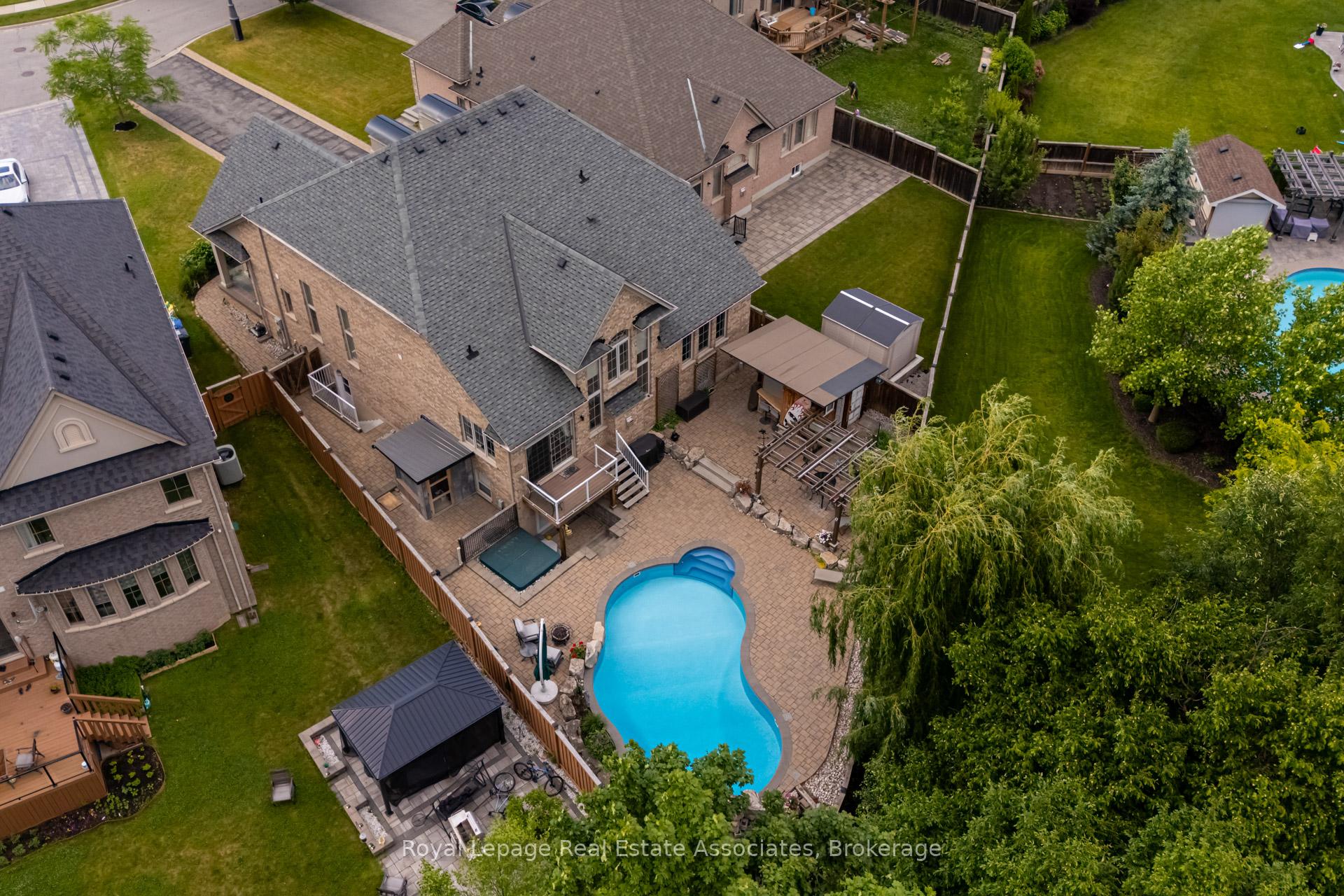 20 Cannington Crescent Brampton Ontario Canada Sale residential   REAL CITY REALTY INC.