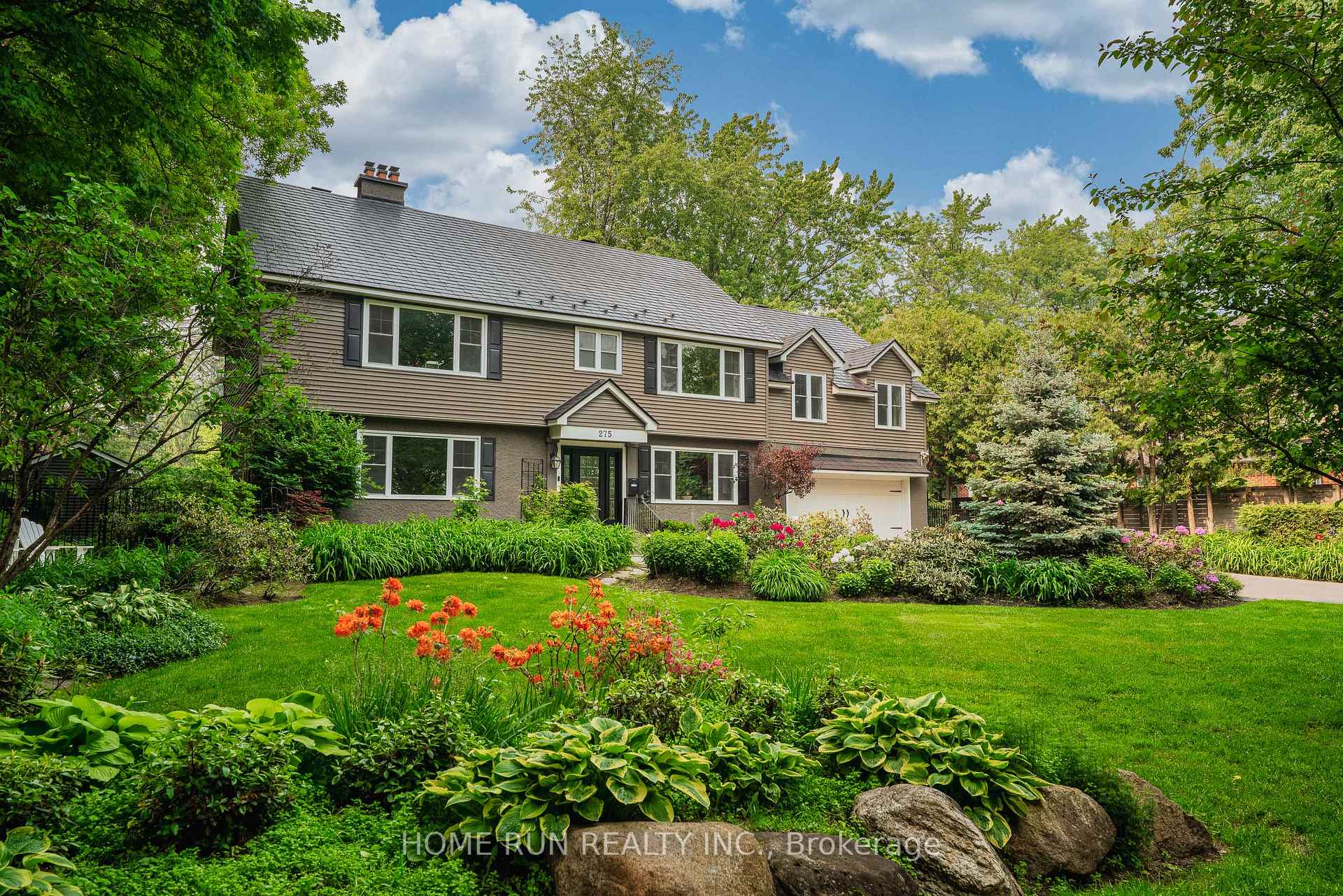 275 BUCHAN Road Ottawa Ontario Canada Sale residential Colleen Lyle Real Estate Team