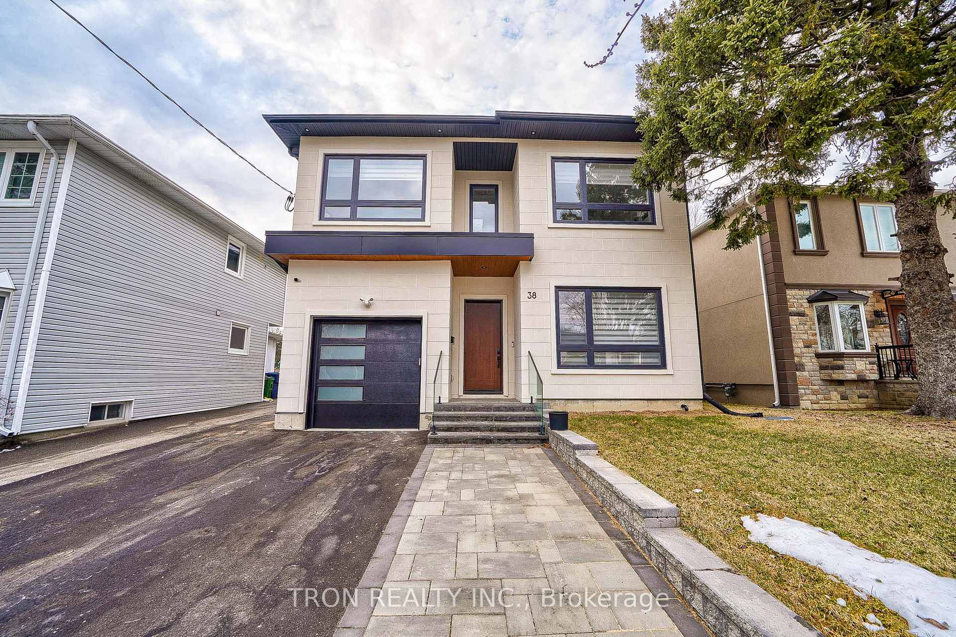 38 Uno Drive Toronto Ontario Canada Sale residential Paul Mazzei VestCore Realty Corp., Brokerage