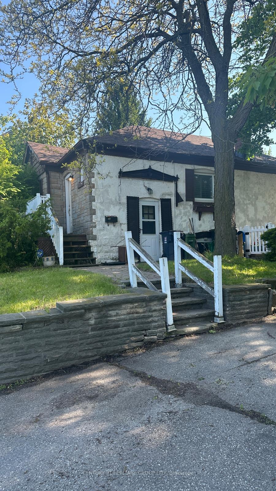 930 Scarlett Road Toronto Ontario Canada Rent residential   Best Ontario Homes