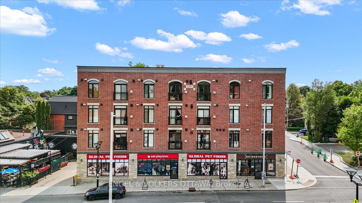 205 - 6 Grove Avenue Ottawa Ontario Canada Sale residential Colleen Lyle Real Estate Team