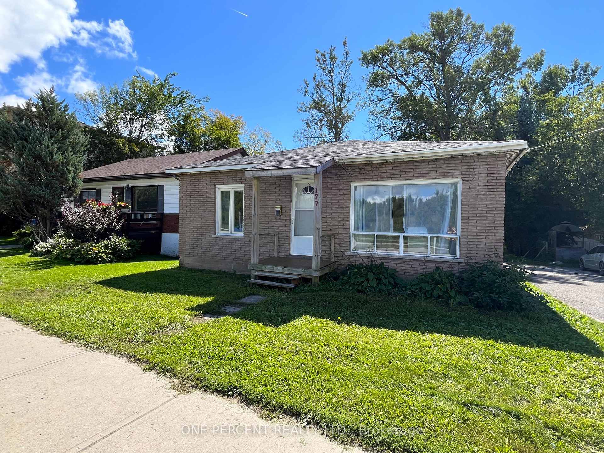 177 Atherley Road Orillia Ontario Canada Sale residential Mina Demir One Percent Realty Ltd., Brokerage *