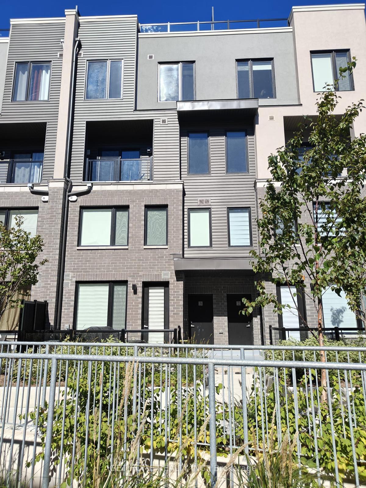 3 - 3540 colonial Drive Mississauga Ontario Canada Rent residential Rick Ohri RE/MAX Realty Specialists Inc., Brokerage *