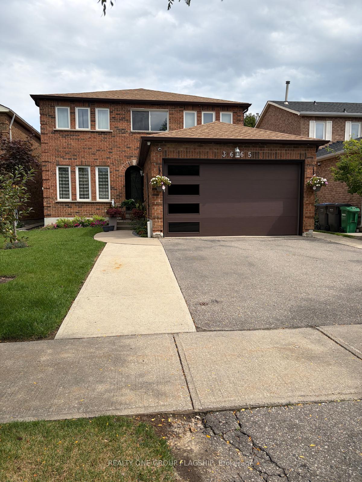 3665 Colonial upper Drive Mississauga Ontario Canada Rent residential Rick Ohri RE/MAX Realty Specialists Inc., Brokerage *
